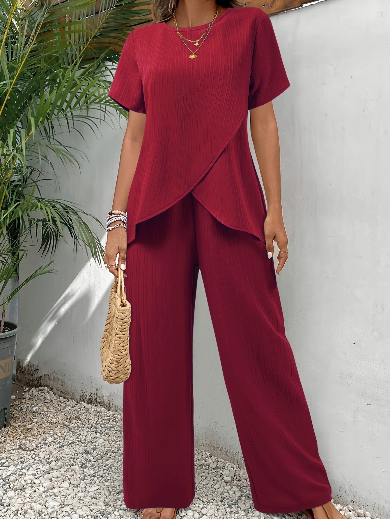 Madison™ Easy Two-Piece Set